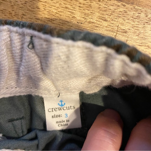 Toddler boys size 3 camo print jcrew crewcuts shorts - Picture 2 of 3